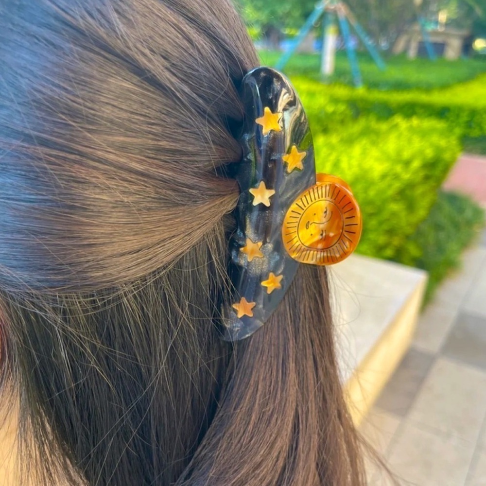 Sun and Stars Elegant Black Hair Claw with Gold Stars - Picture 2 of 4